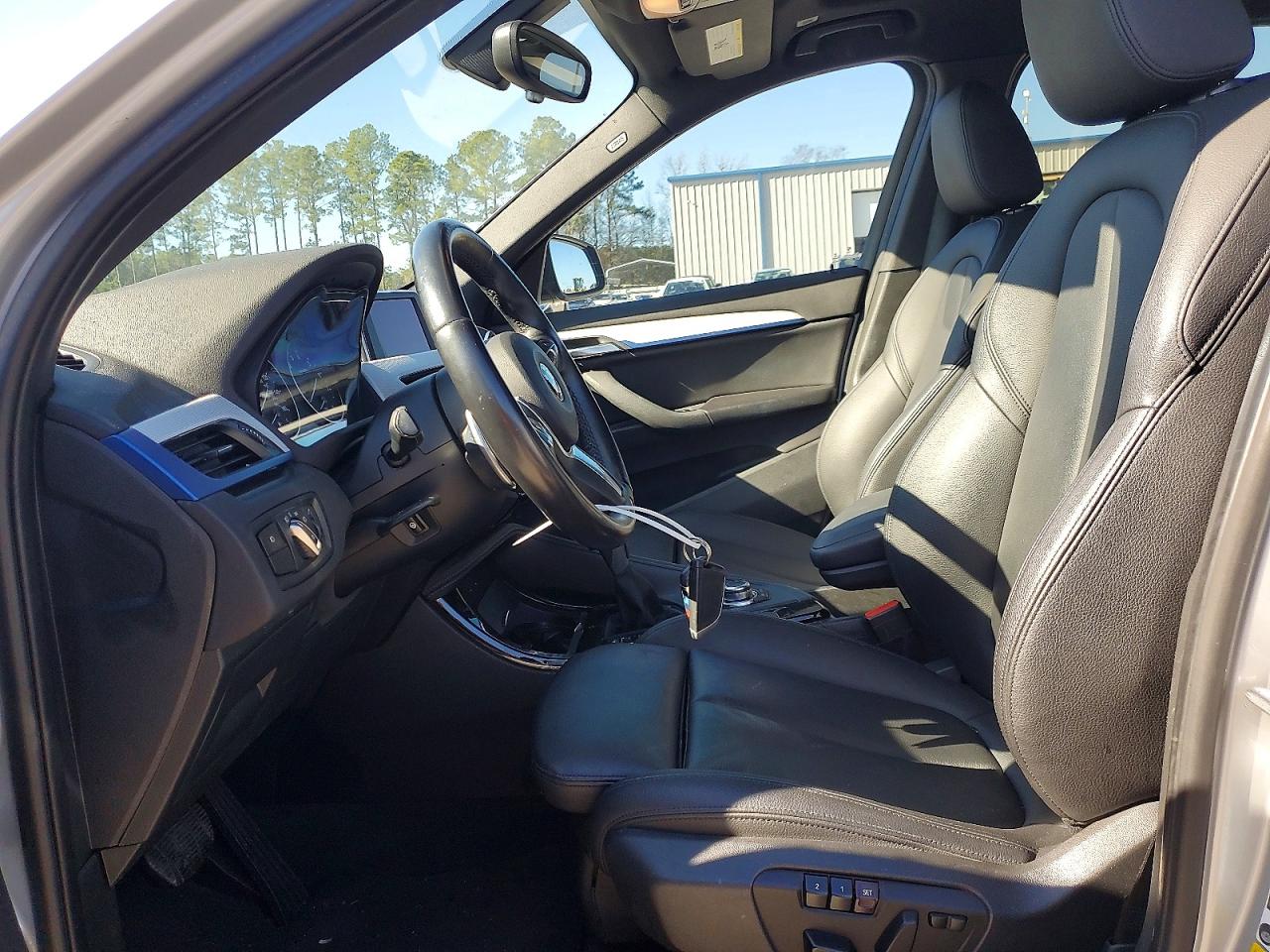 2016 BMW X1 XDRIVE28I photo 7