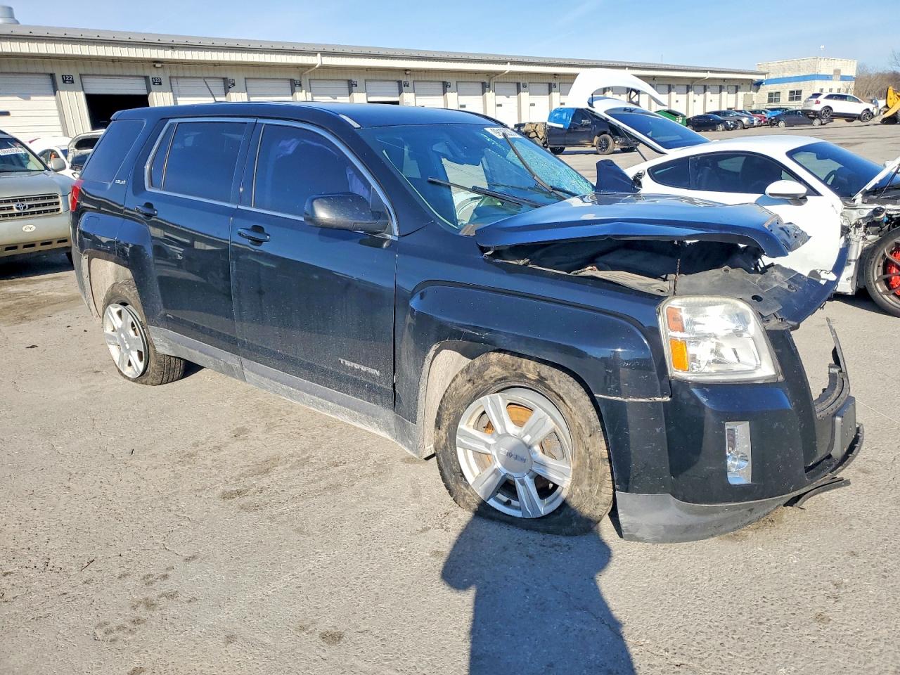 2015 GMC TERRAIN SLE photo 4