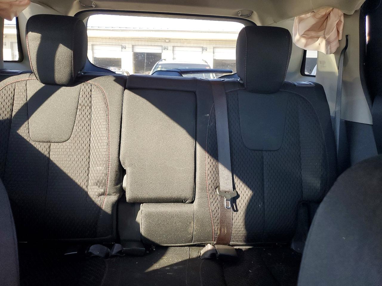 2015 GMC TERRAIN SLE photo 10