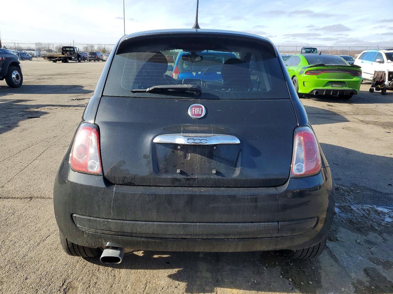 2016 FIAT 500 POP photo 6