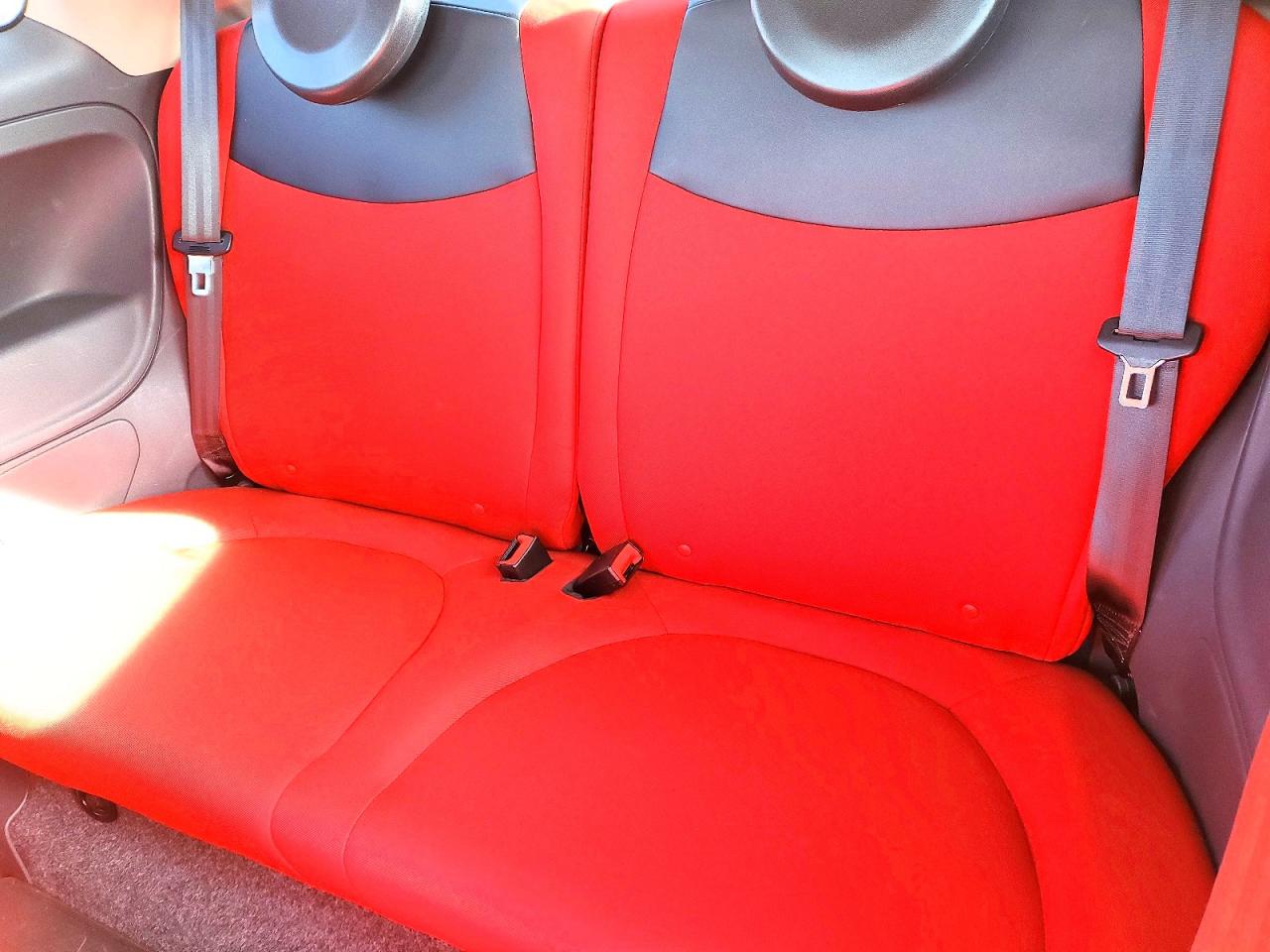 2016 FIAT 500 POP photo 10