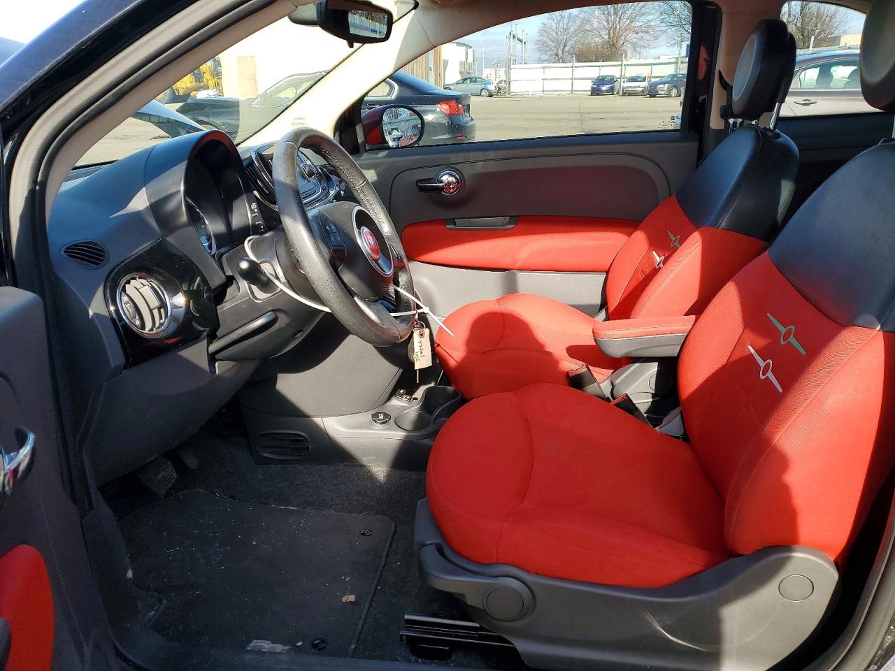 2016 FIAT 500 POP photo 7