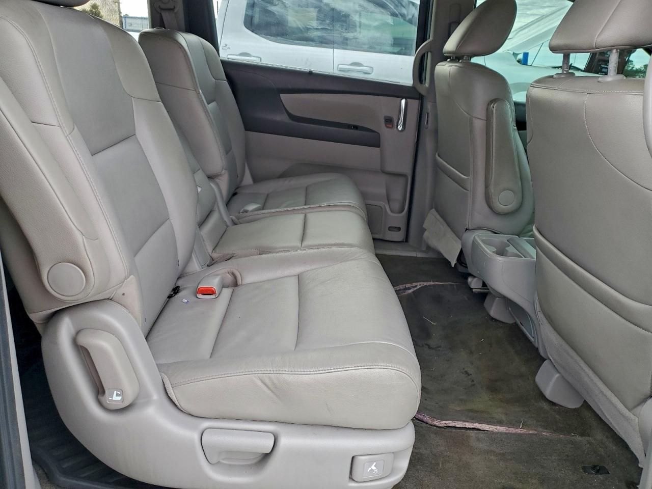 2014 HONDA ODYSSEY TOURING photo 11
