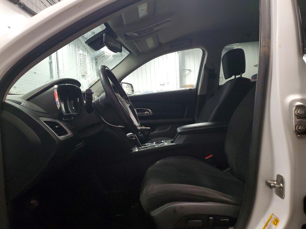2015 GMC TERRAIN SLE photo 7
