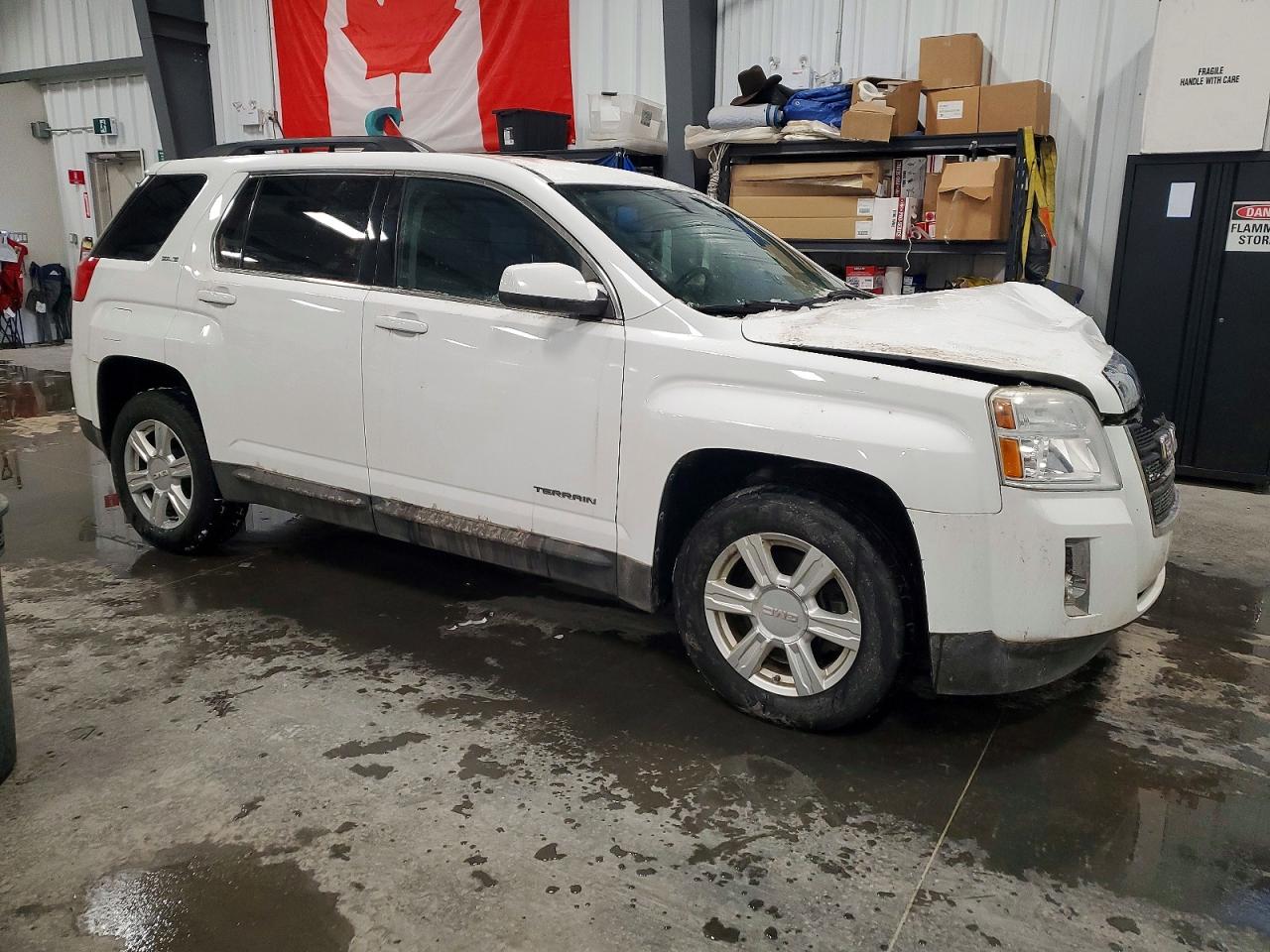 2015 GMC TERRAIN SLE photo 4