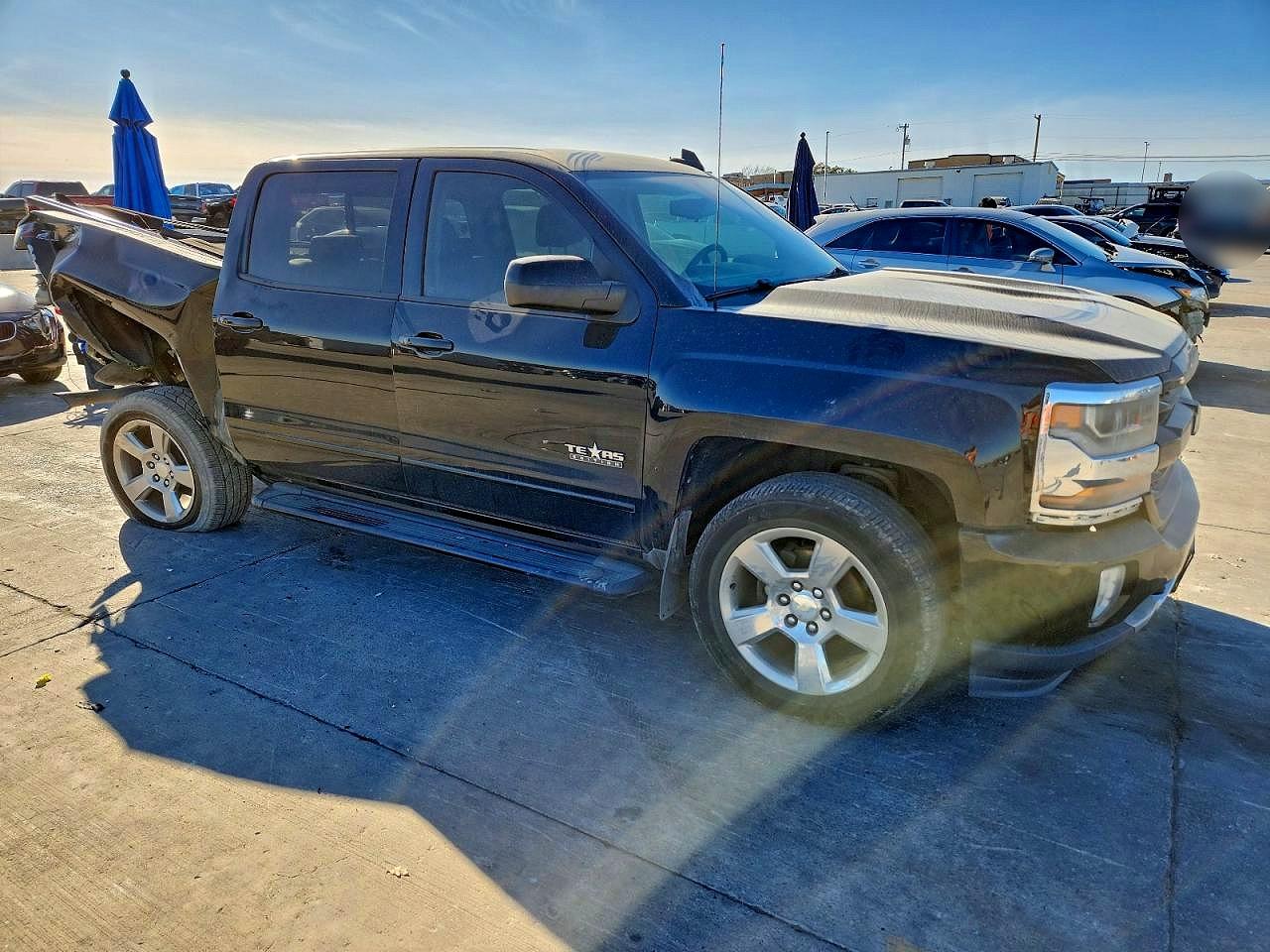2018 CHEVROLET SILVERADO K1500 LT photo 4