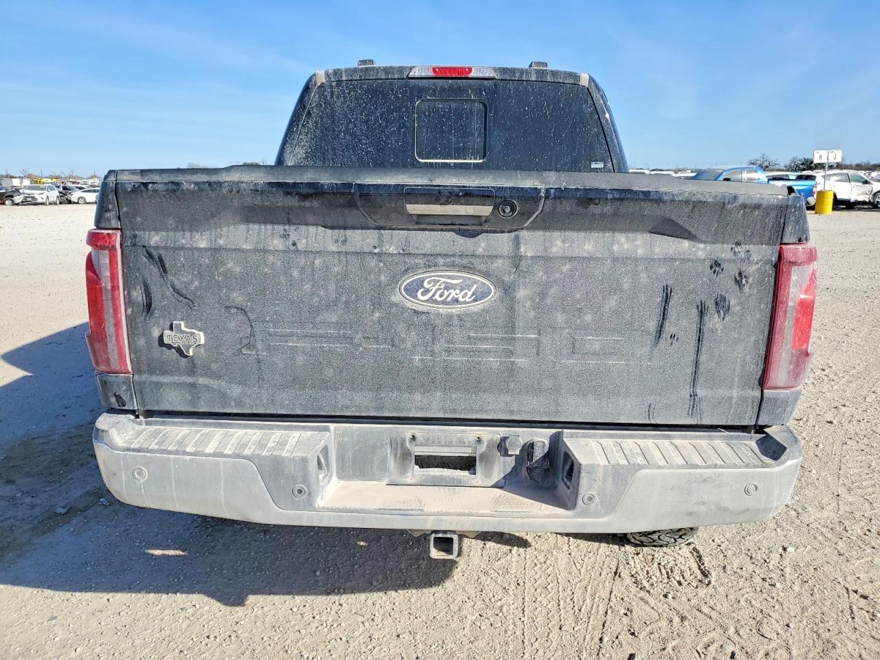 2024 FORD F150 XLT photo 16