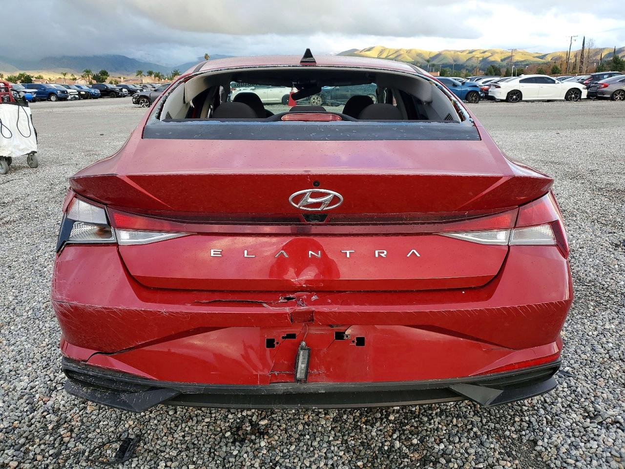 2021 HYUNDAI ELANTRA SEL photo 6