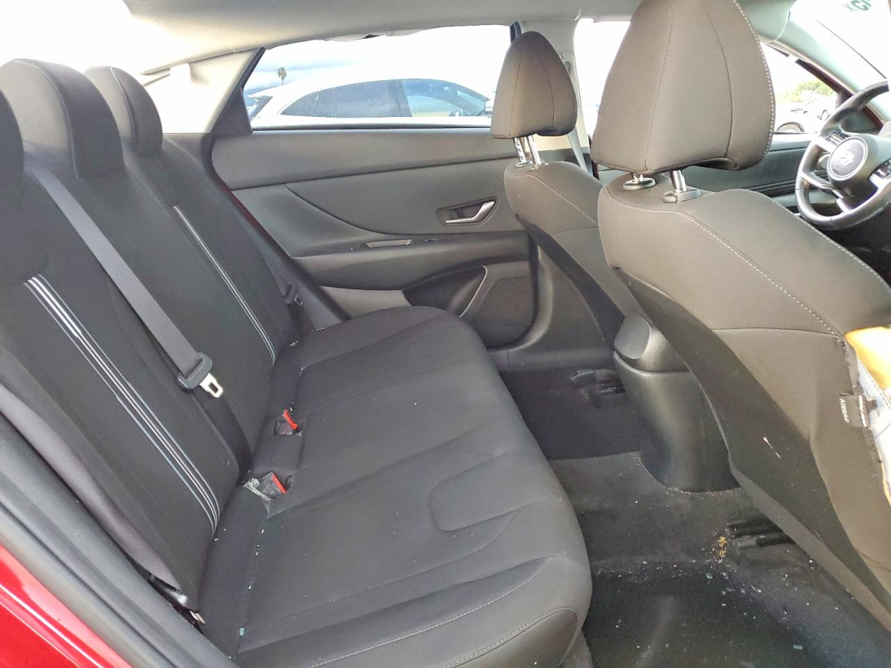 2021 HYUNDAI ELANTRA SEL photo 10