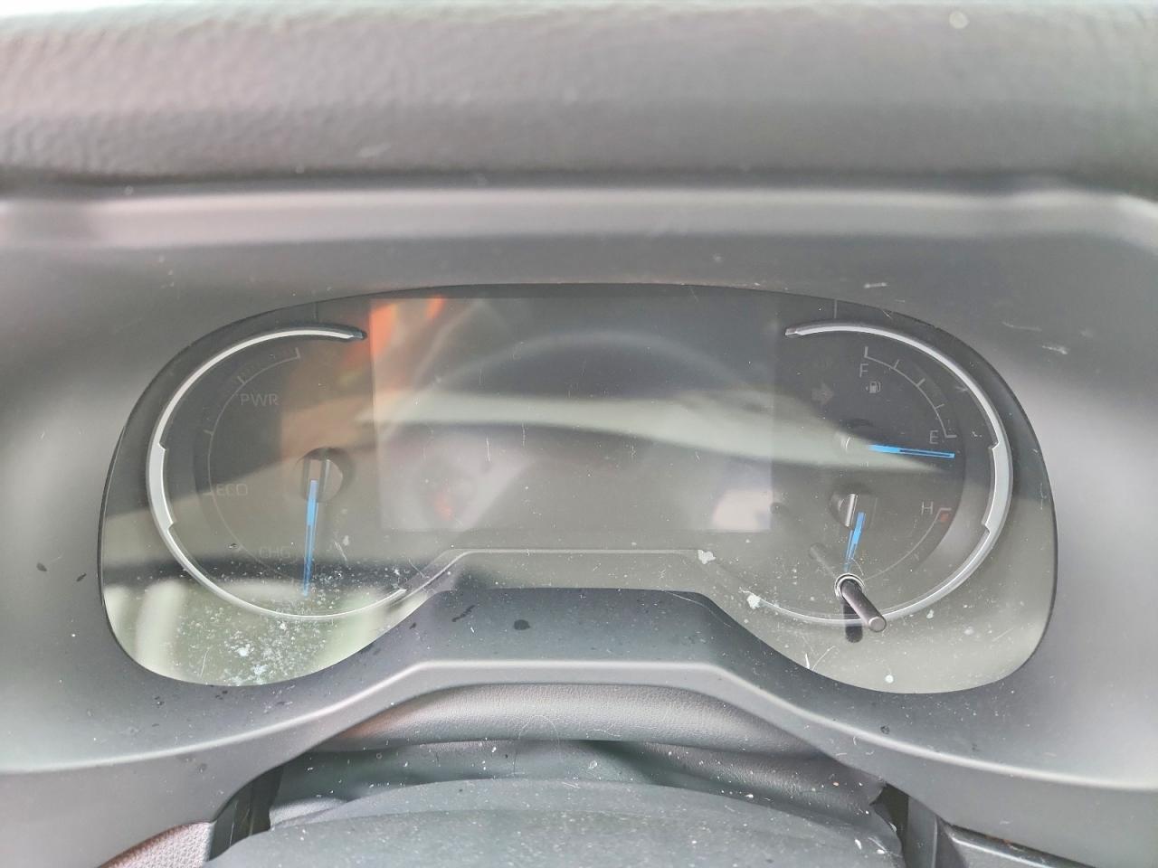 2025 TOYOTA RAV4 XLE PREMIUM photo 8