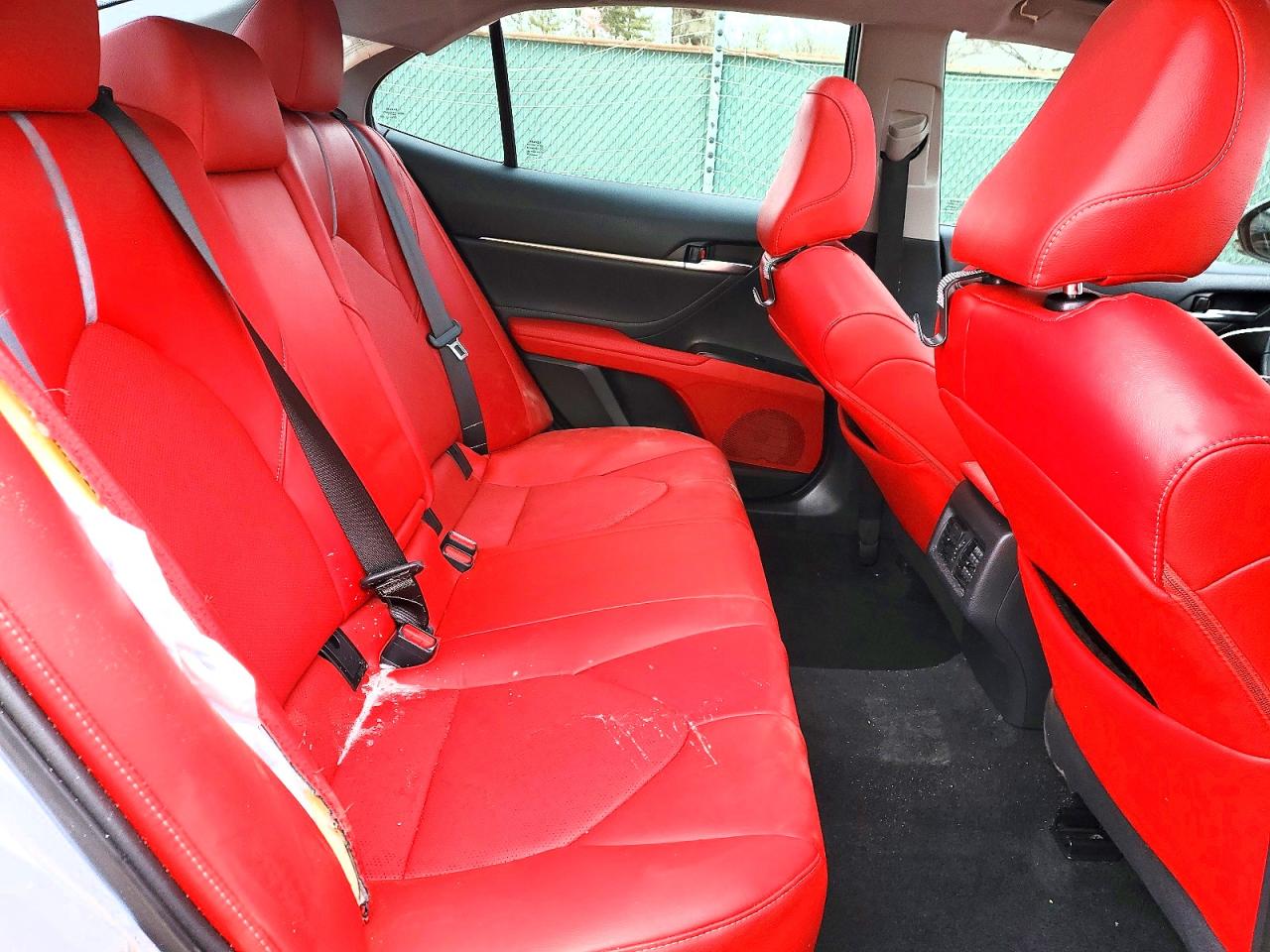2018 TOYOTA CAMRY XSE photo 10