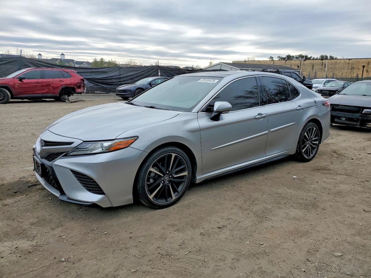 2018 TOYOTA CAMRY