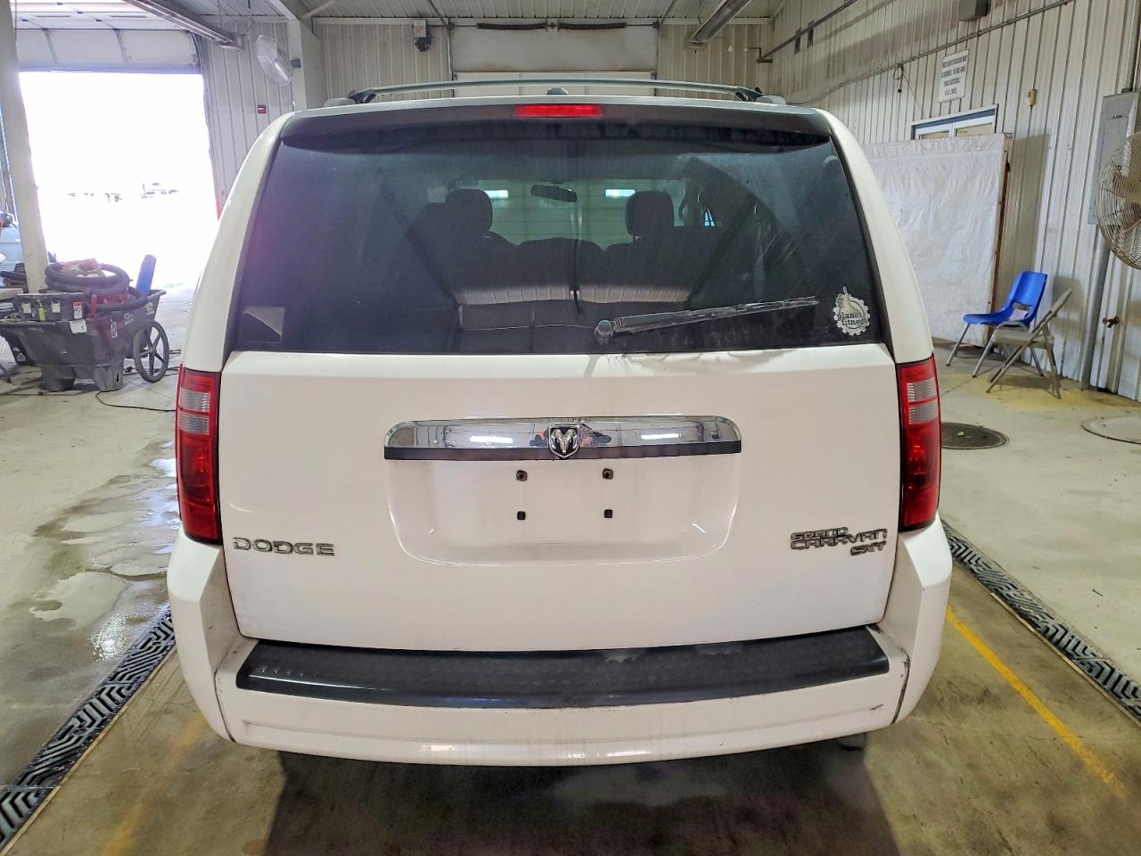2010 DODGE GRAND CARAVAN SXT photo 6