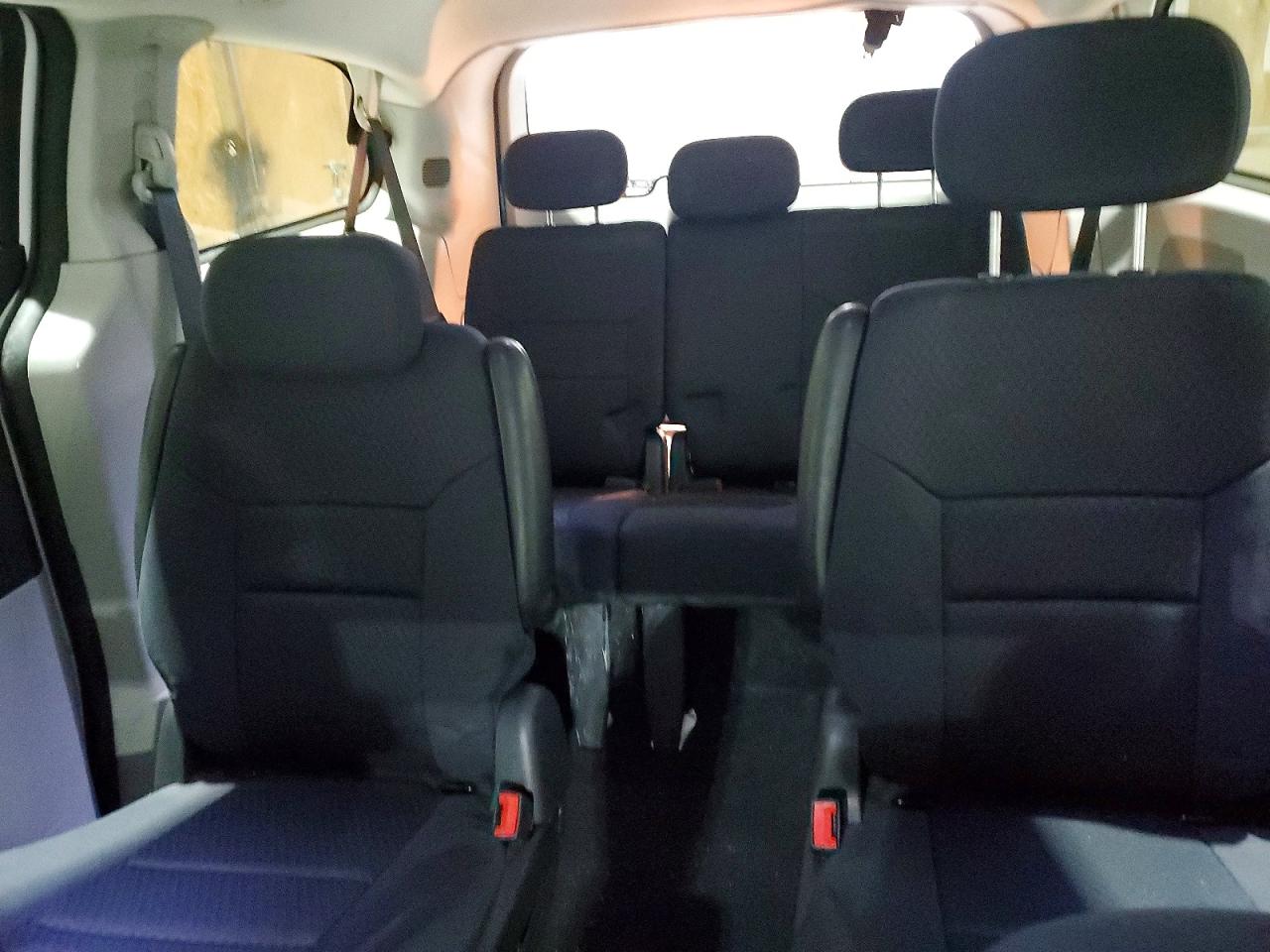 2010 DODGE GRAND CARAVAN SXT photo 10