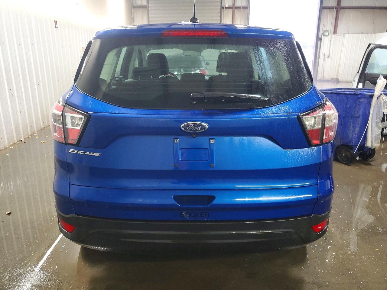 2017 FORD ESCAPE S photo 6