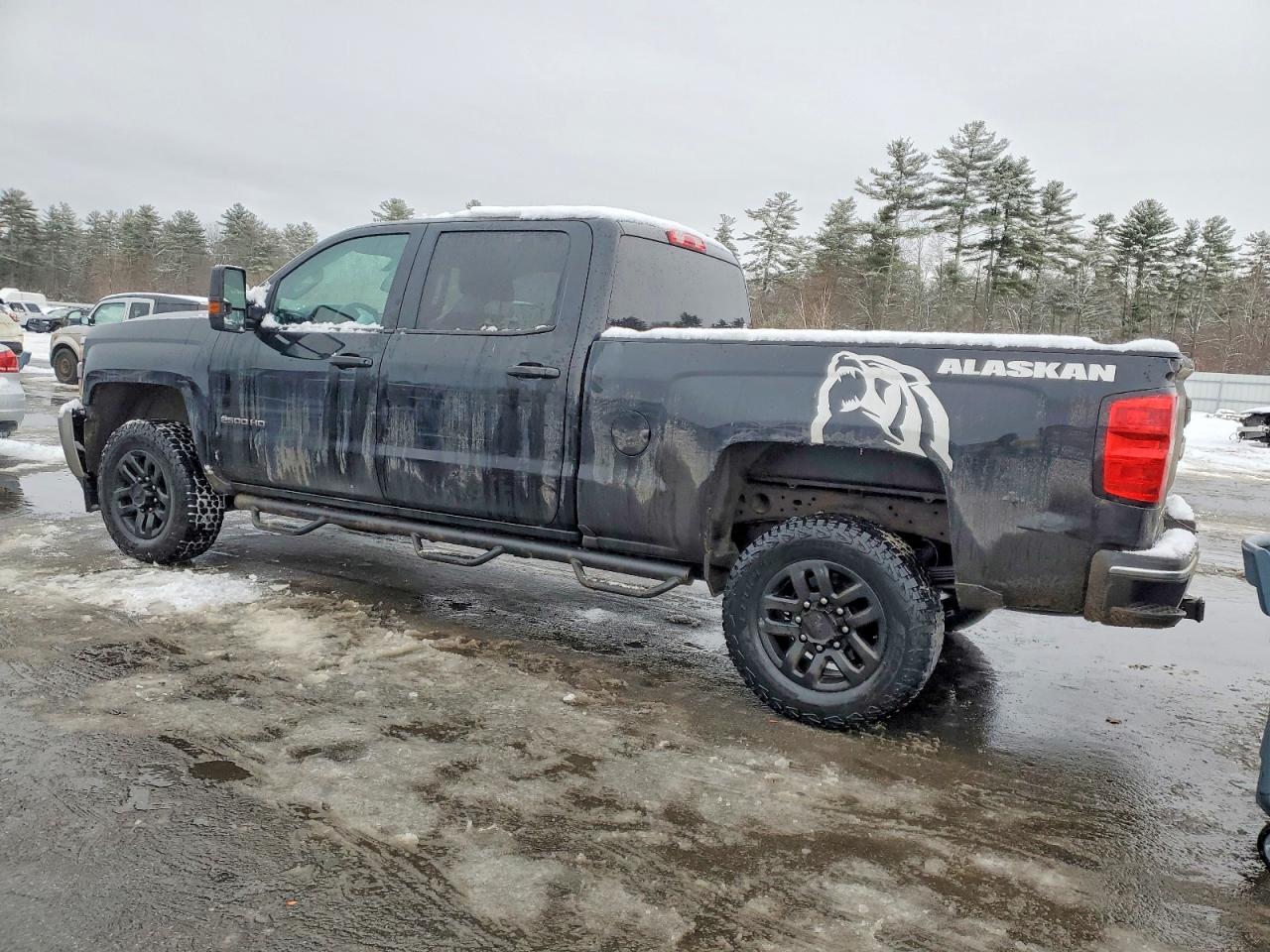 2019 CHEVROLET SILVERADO K2500 HEAVY DUTY photo 2