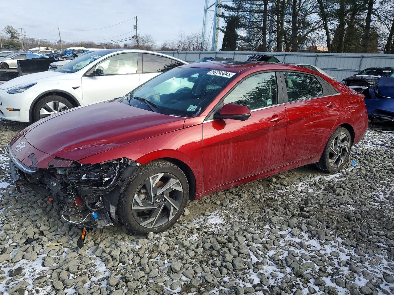 2024 HYUNDAI ELANTRA
