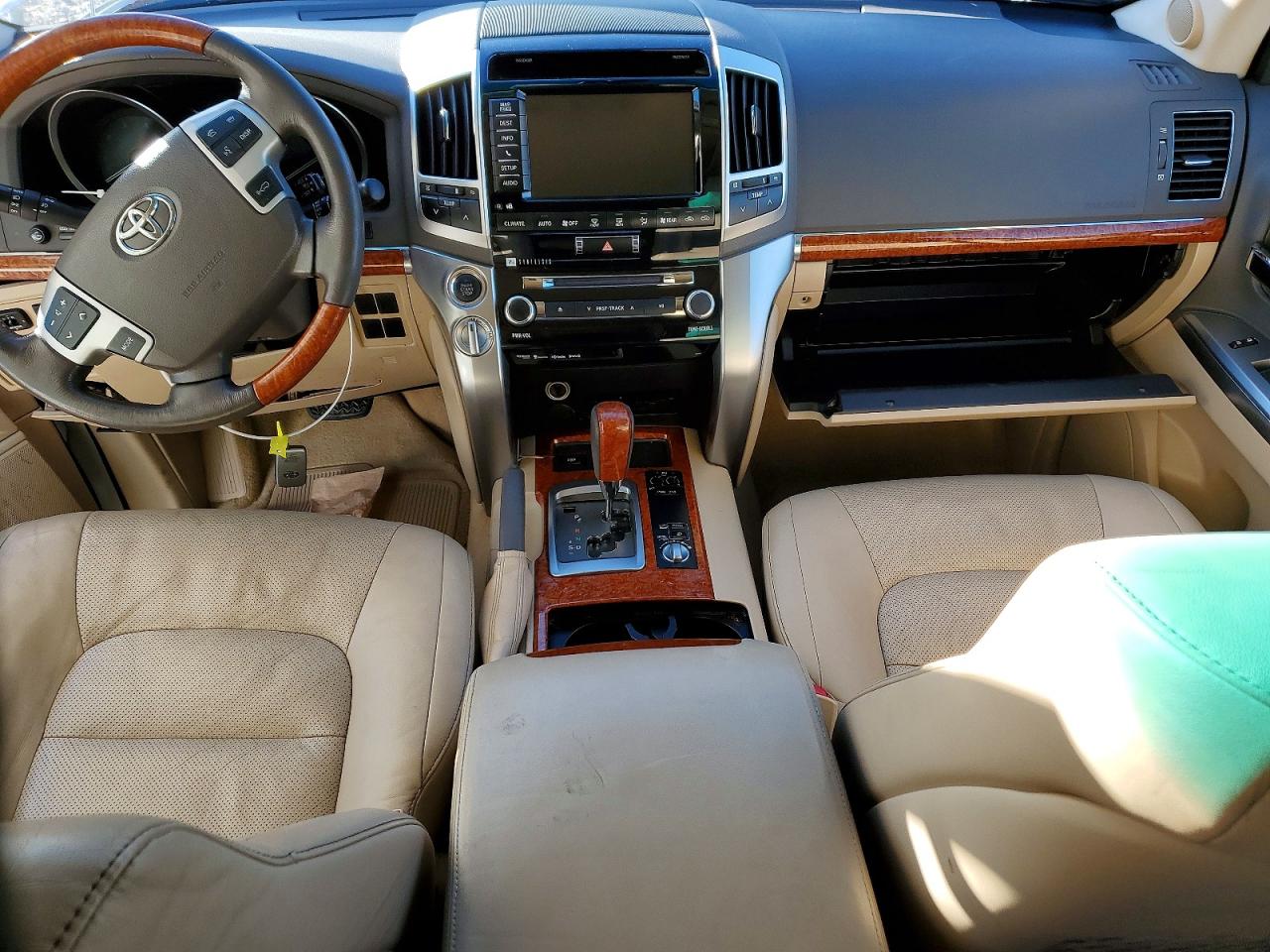 2014 TOYOTA LAND CRUISER photo 15