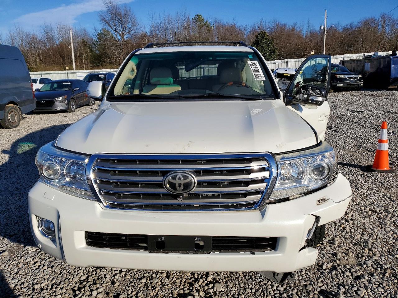 2014 TOYOTA LAND CRUISER photo 9