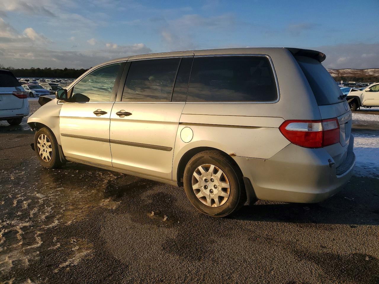 2005 HONDA ODYSSEY LX photo 3