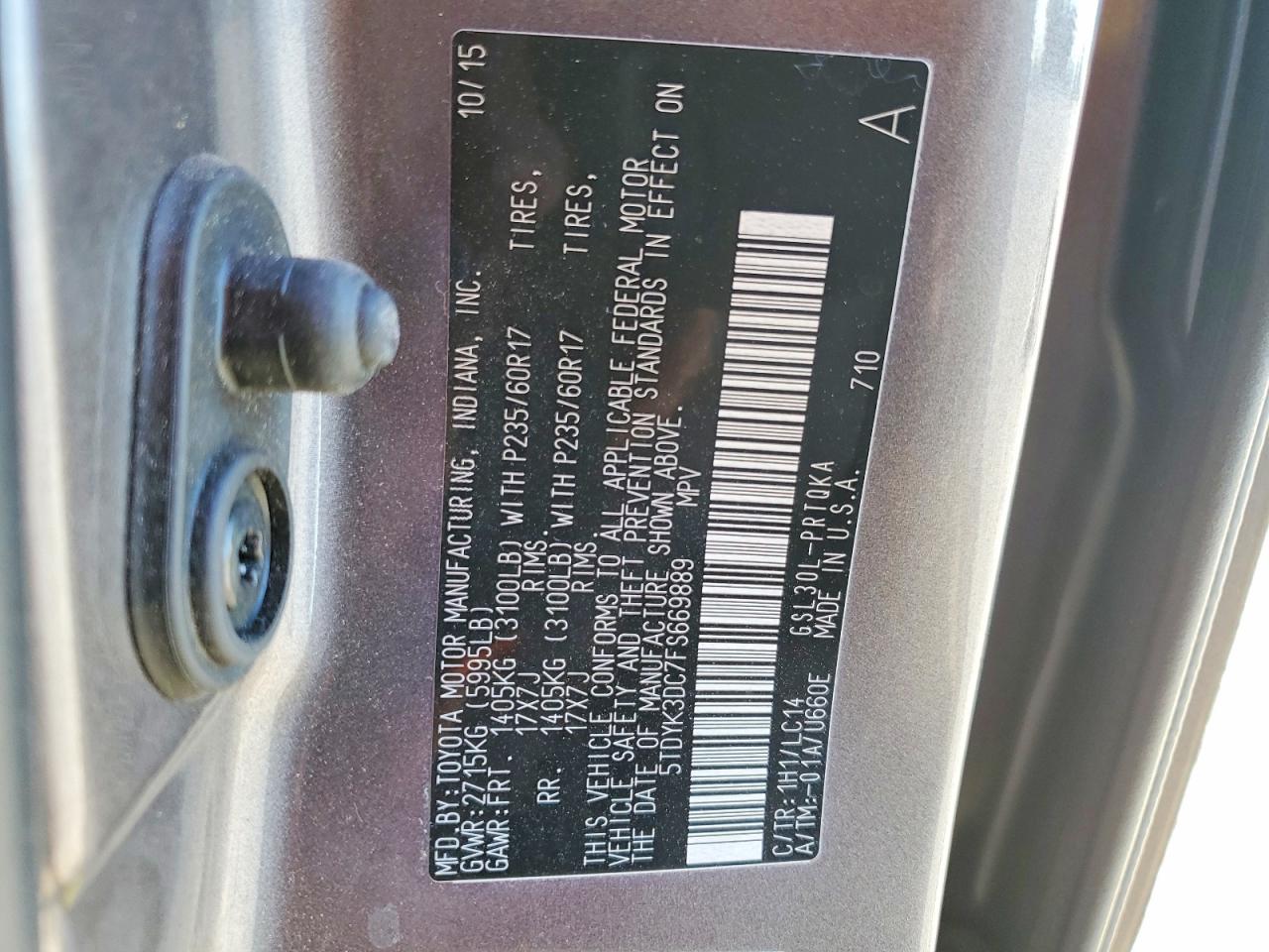 2015 TOYOTA SIENNA XLE photo 14