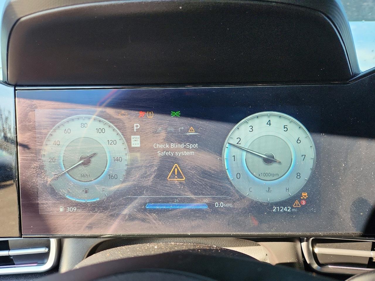 2024 HYUNDAI ELANTRA SEL photo 9