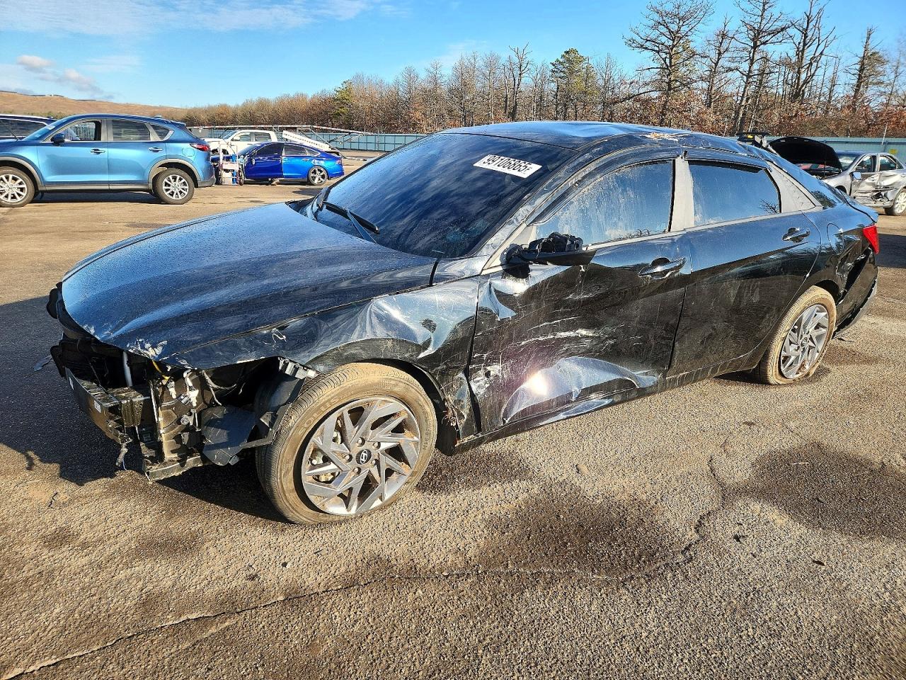 2024 HYUNDAI ELANTRA
