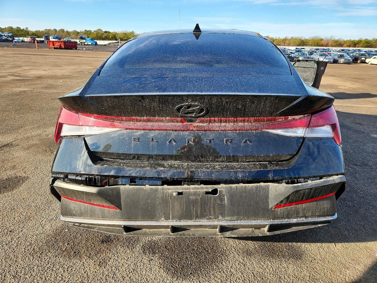 2024 HYUNDAI ELANTRA SEL photo 6