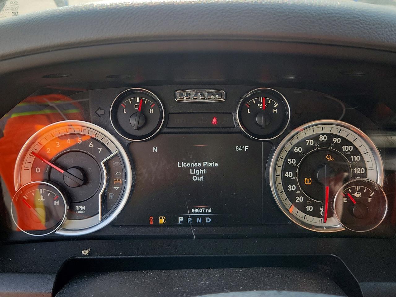 2018 RAM 1500 SLT photo 9