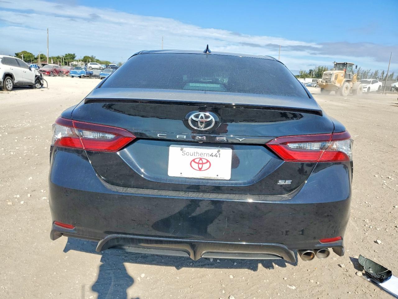 2022 TOYOTA CAMRY NIGHT SHADE photo 6