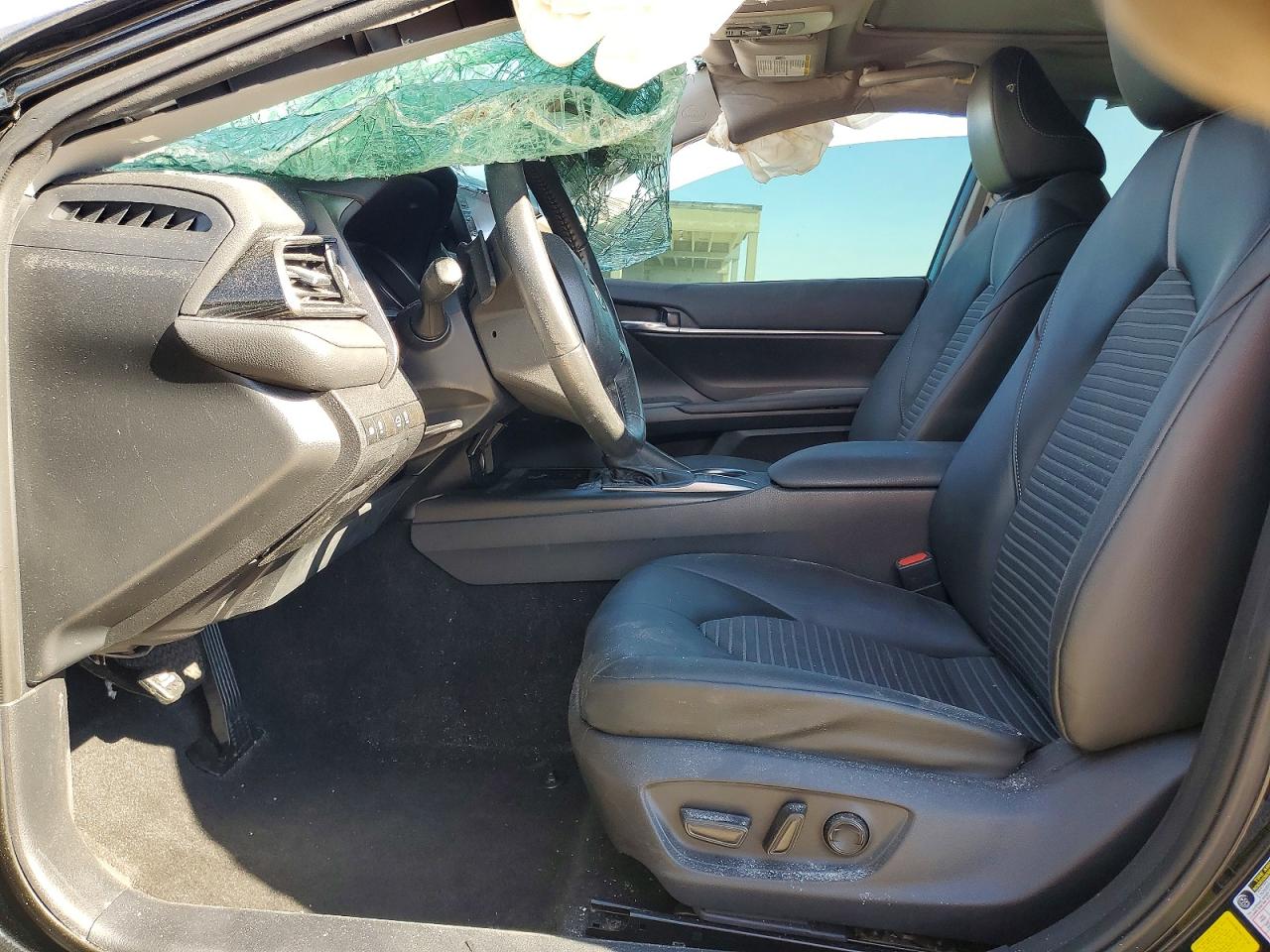 2022 TOYOTA CAMRY NIGHT SHADE photo 7