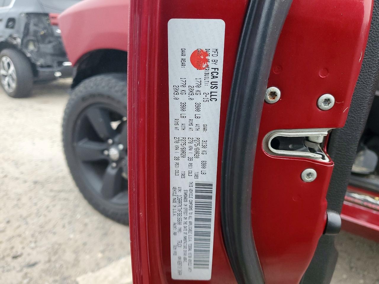 2015 RAM 1500 ST photo 12