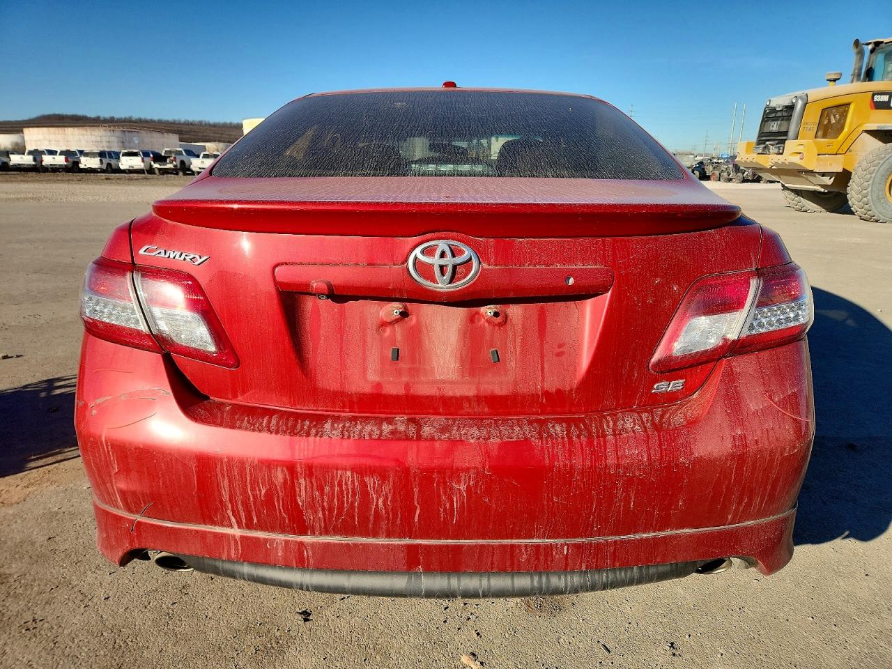 2011 TOYOTA CAMRY SE photo 6