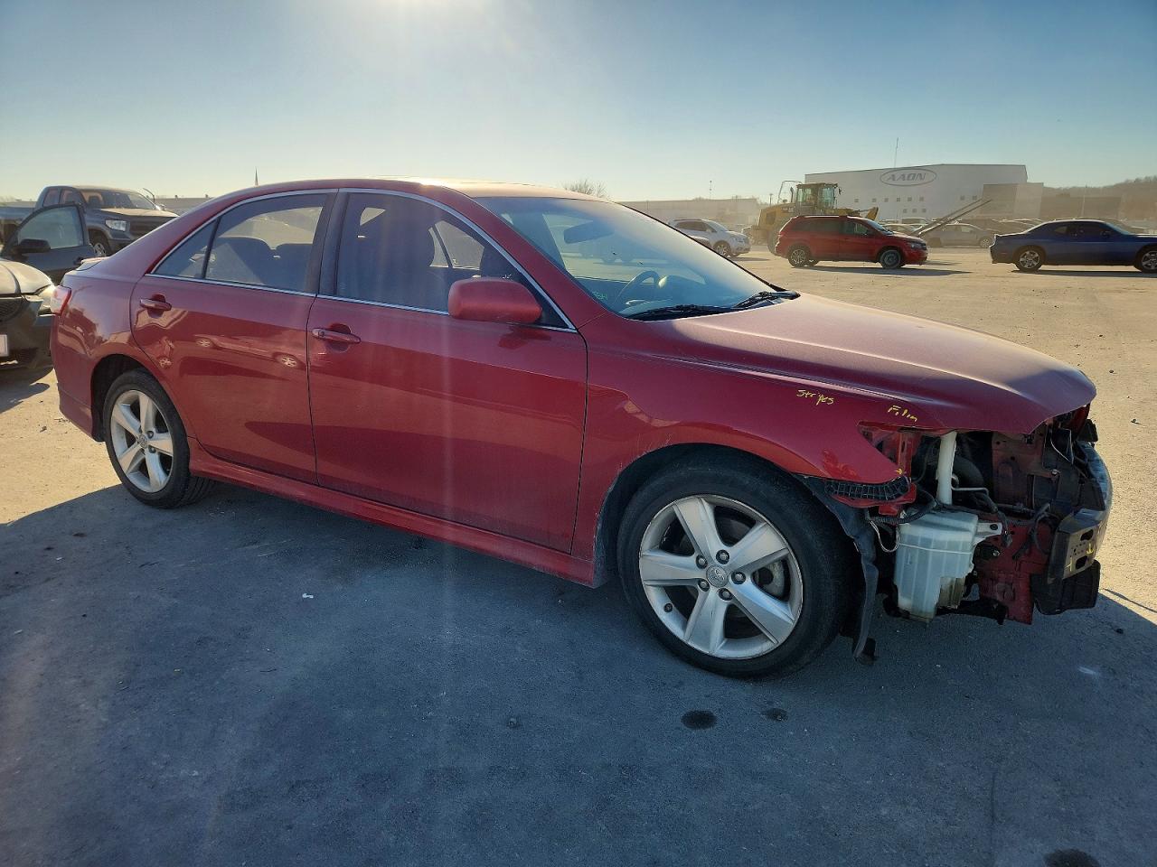 2011 TOYOTA CAMRY SE photo 4