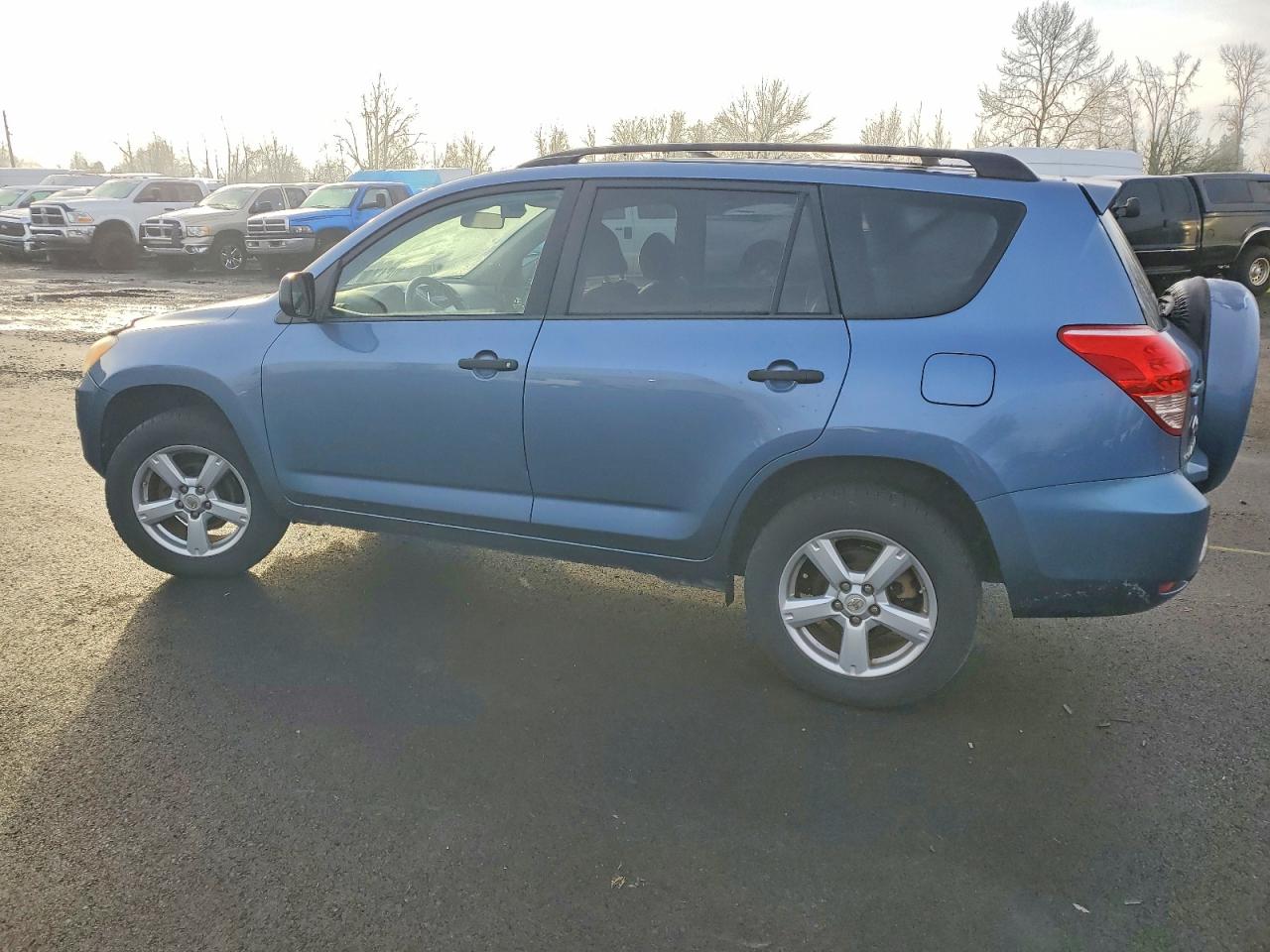 2007 TOYOTA RAV4 photo 2