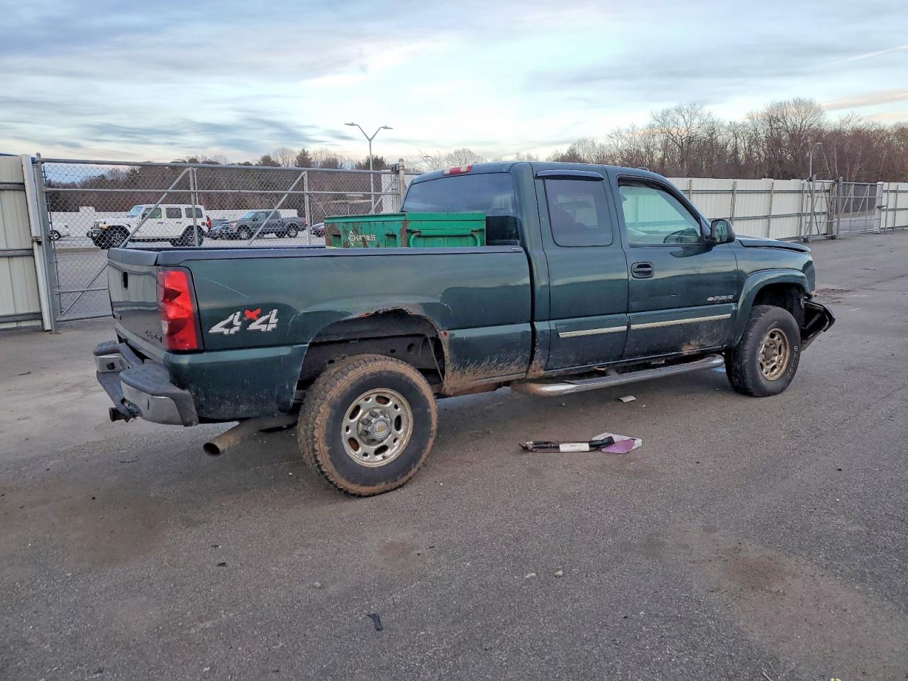 2005 CHEVROLET SILVERADO K2500 HEAVY DUTY photo 3