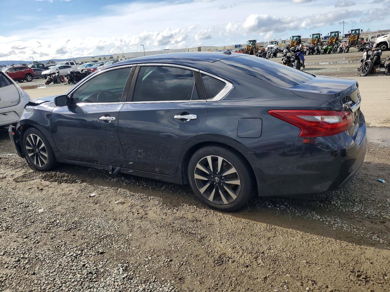 2018 NISSAN ALTIMA 2.5 photo 3