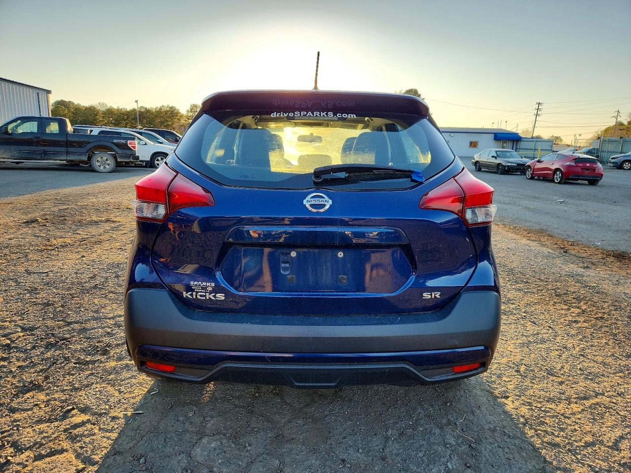 2019 NISSAN KICKS S photo 6