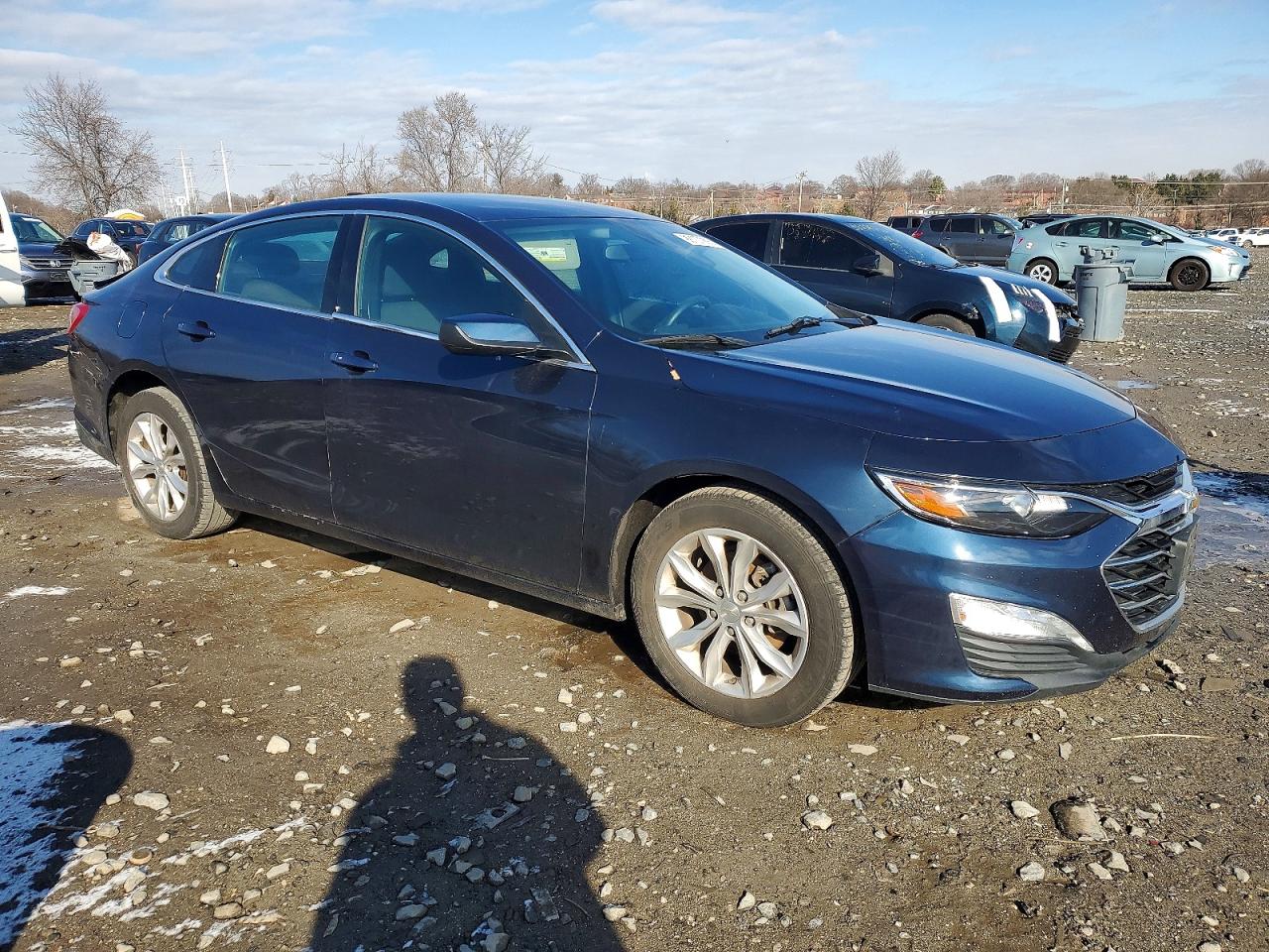 2020 CHEVROLET MALIBU LT photo 4