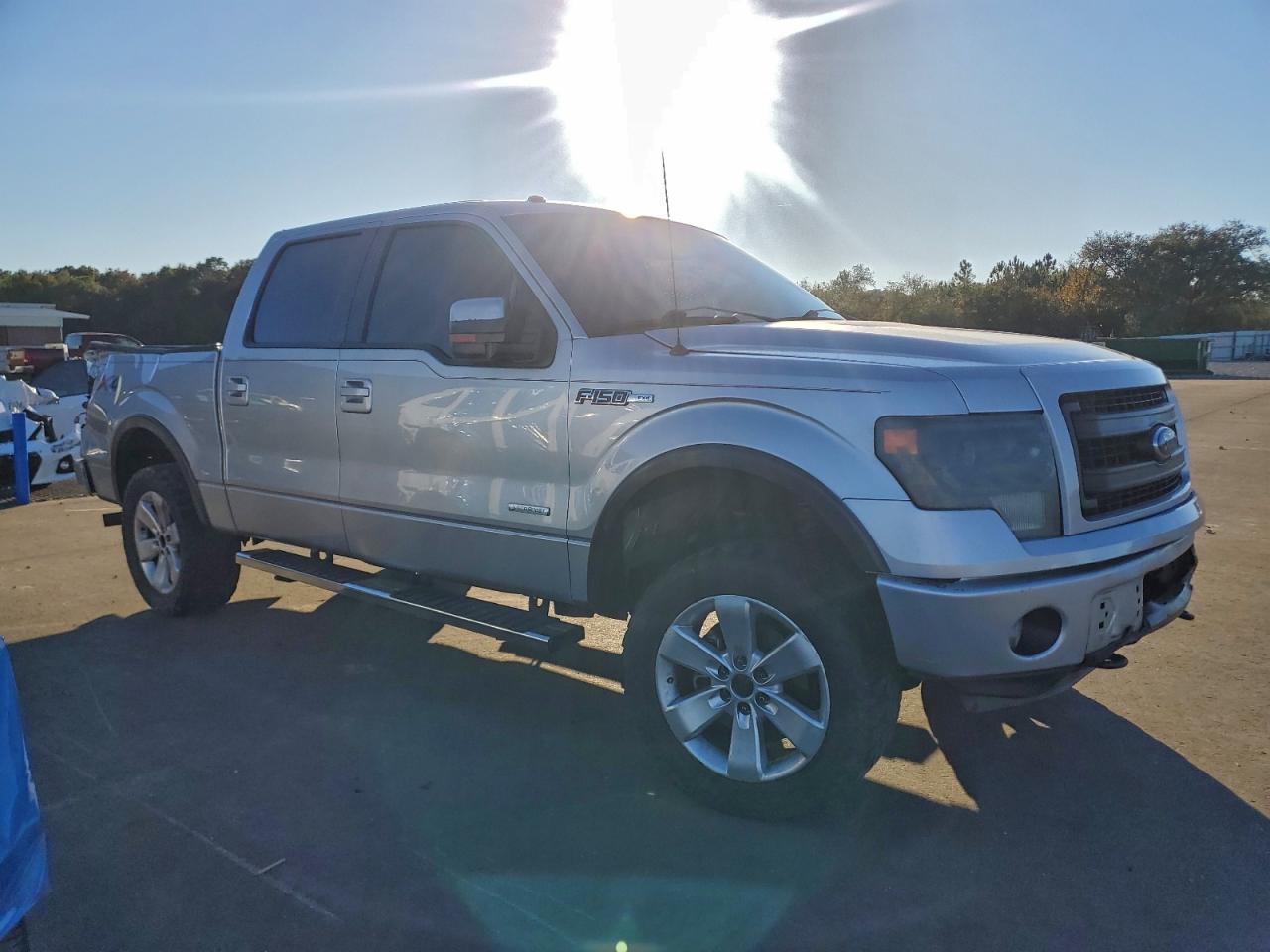 2013 FORD F150 SUPERCREW photo 4