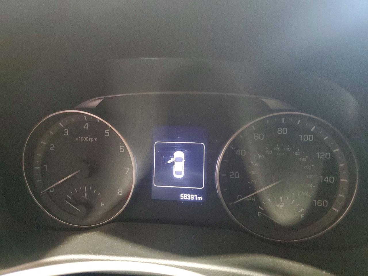 2017 HYUNDAI ELANTRA SE photo 9