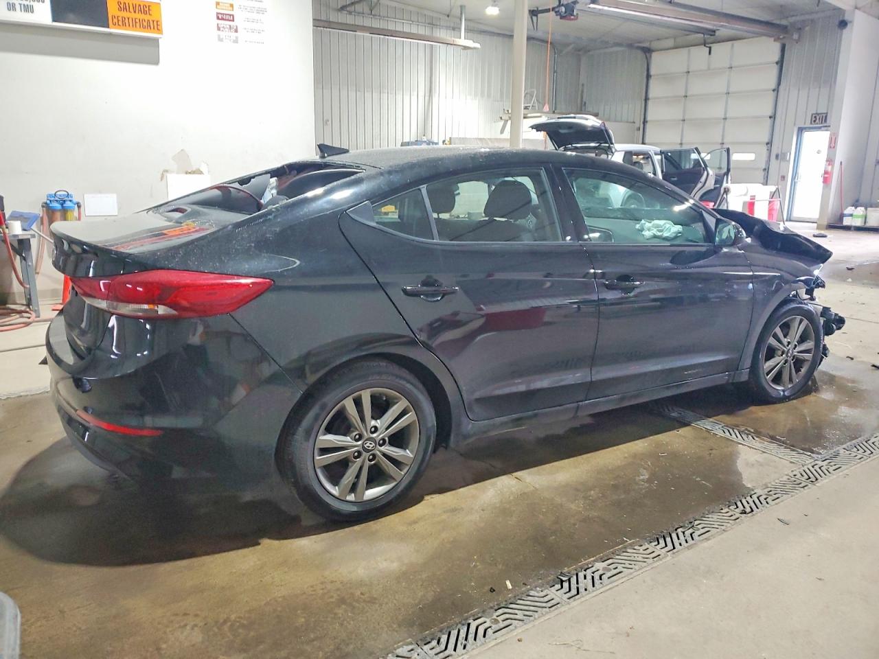 2017 HYUNDAI ELANTRA SE photo 3