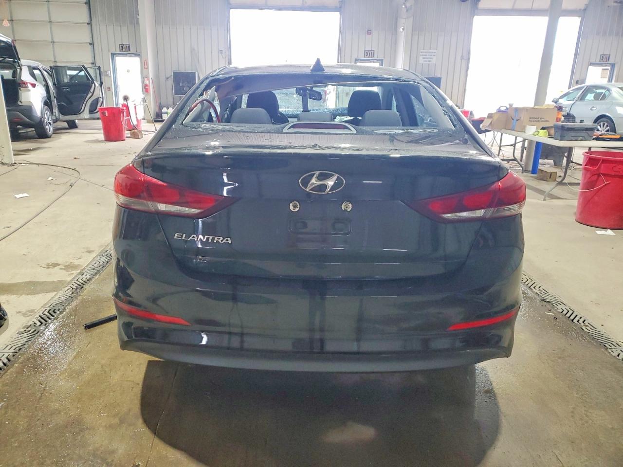 2017 HYUNDAI ELANTRA SE photo 6