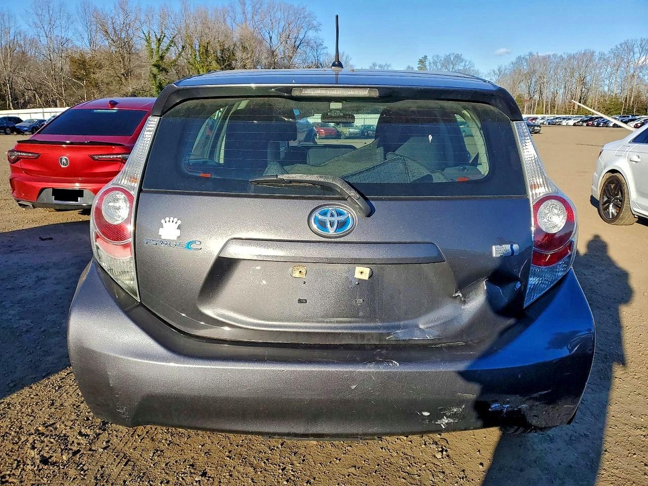 2012 TOYOTA PRIUS C photo 6