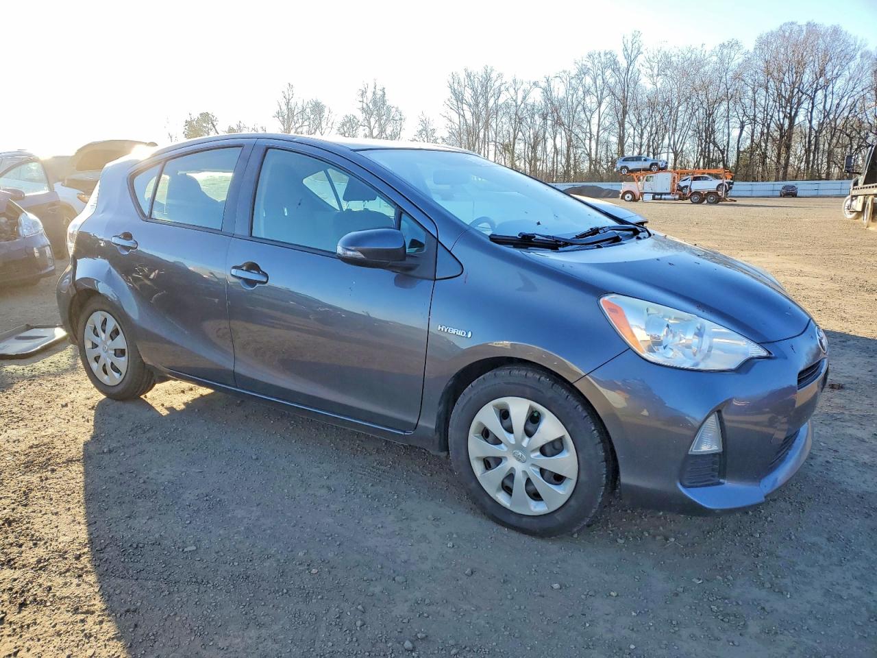 2012 TOYOTA PRIUS C photo 4