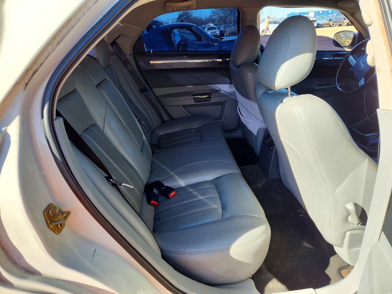 2006 CHRYSLER 300C photo 19