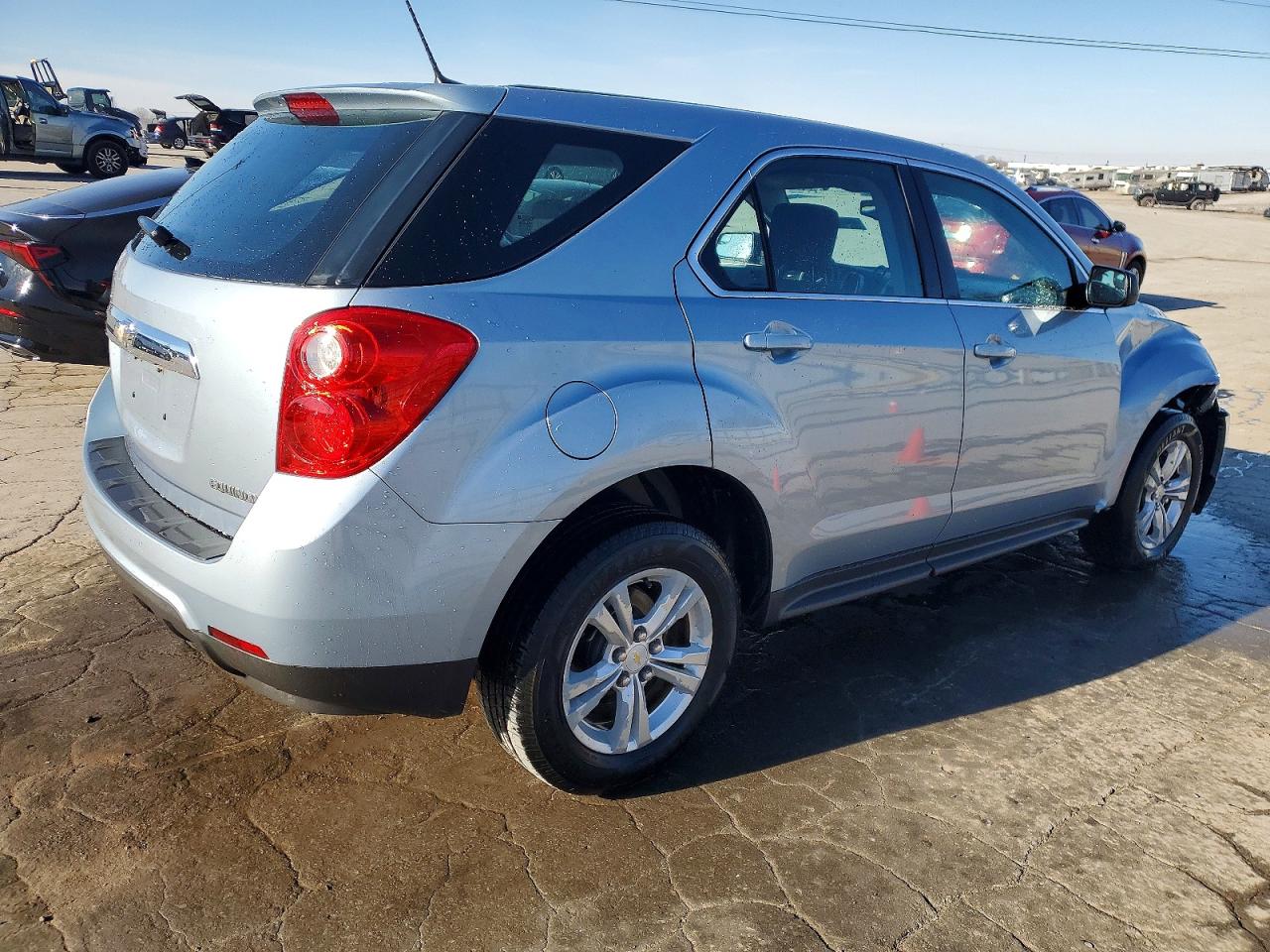 2014 CHEVROLET EQUINOX LS photo 3