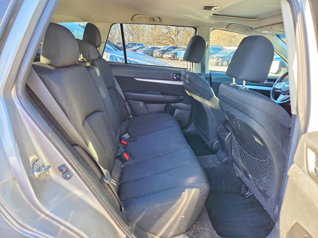 2010 SUBARU OUTBACK 3.6R PREMIUM photo 21