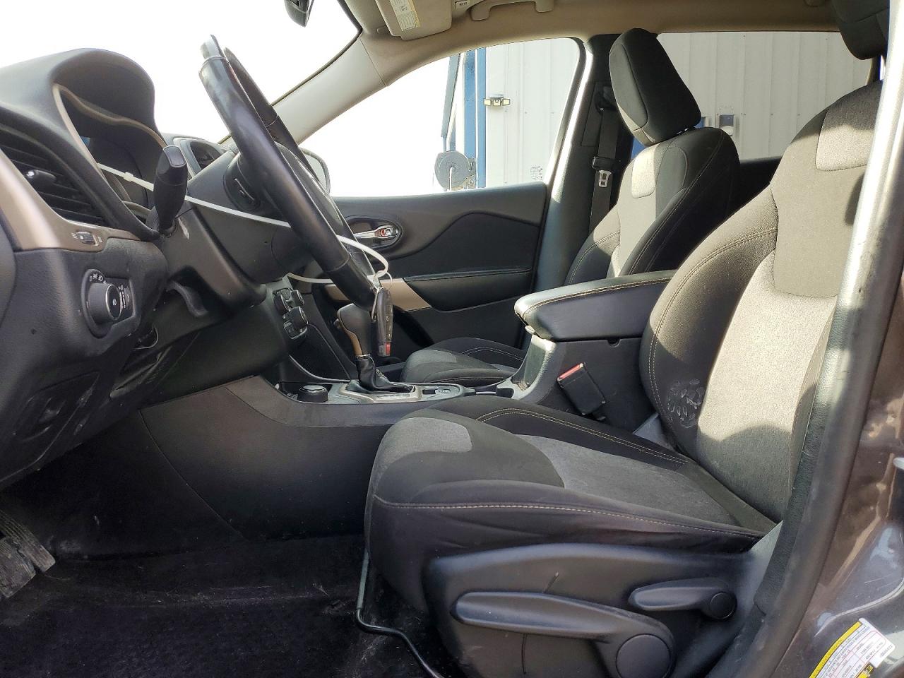 2018 JEEP CHEROKEE LATITUDE photo 13