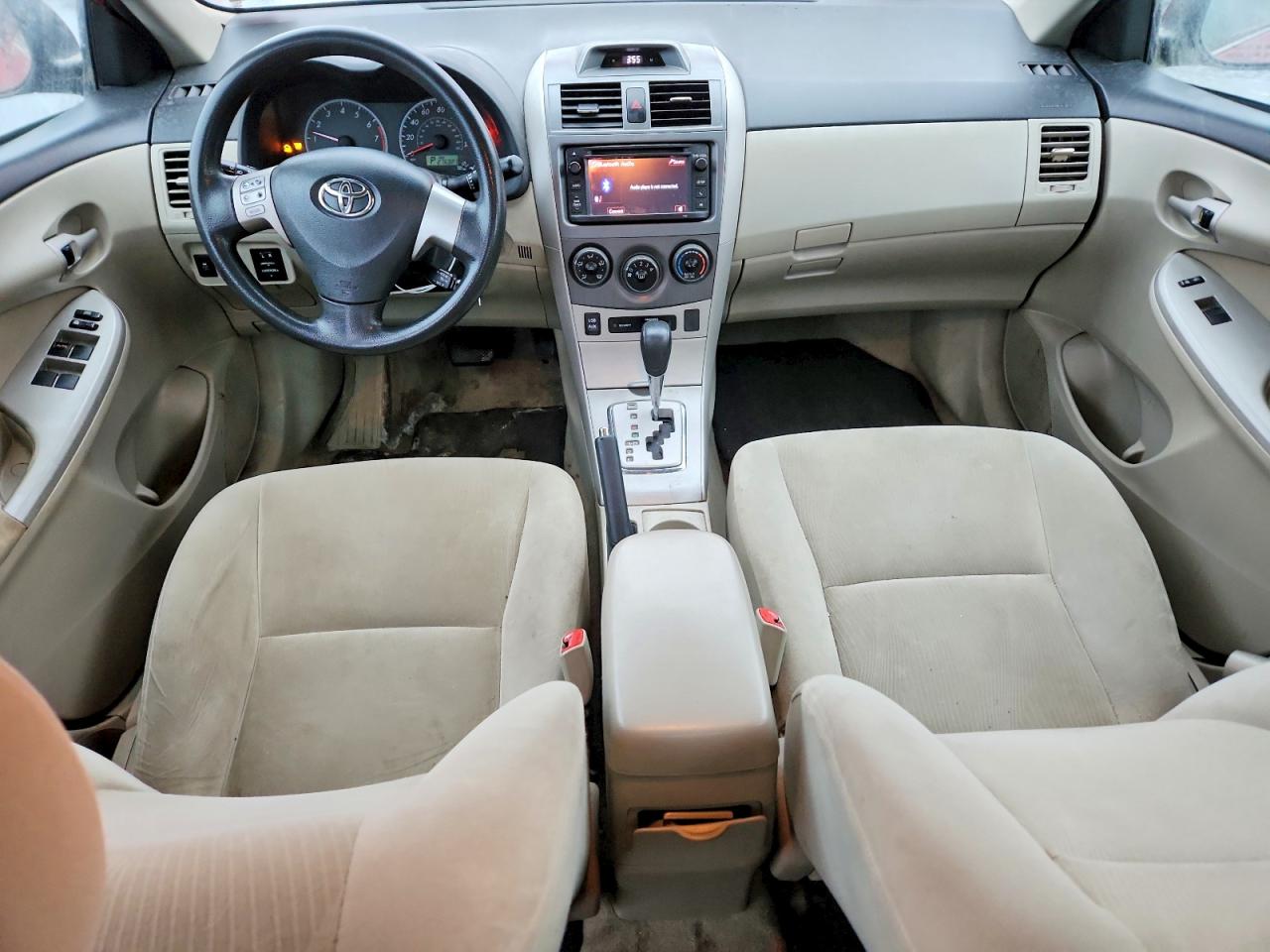 2013 TOYOTA COROLLA BASE photo 8